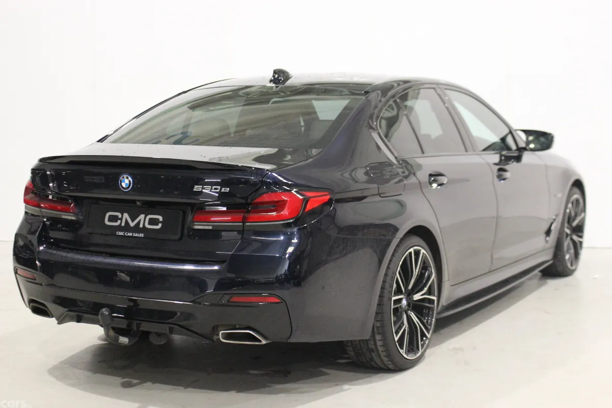 BMW 5-Series Saloon, Petrol Plug-in Hybrid, 2022, Black