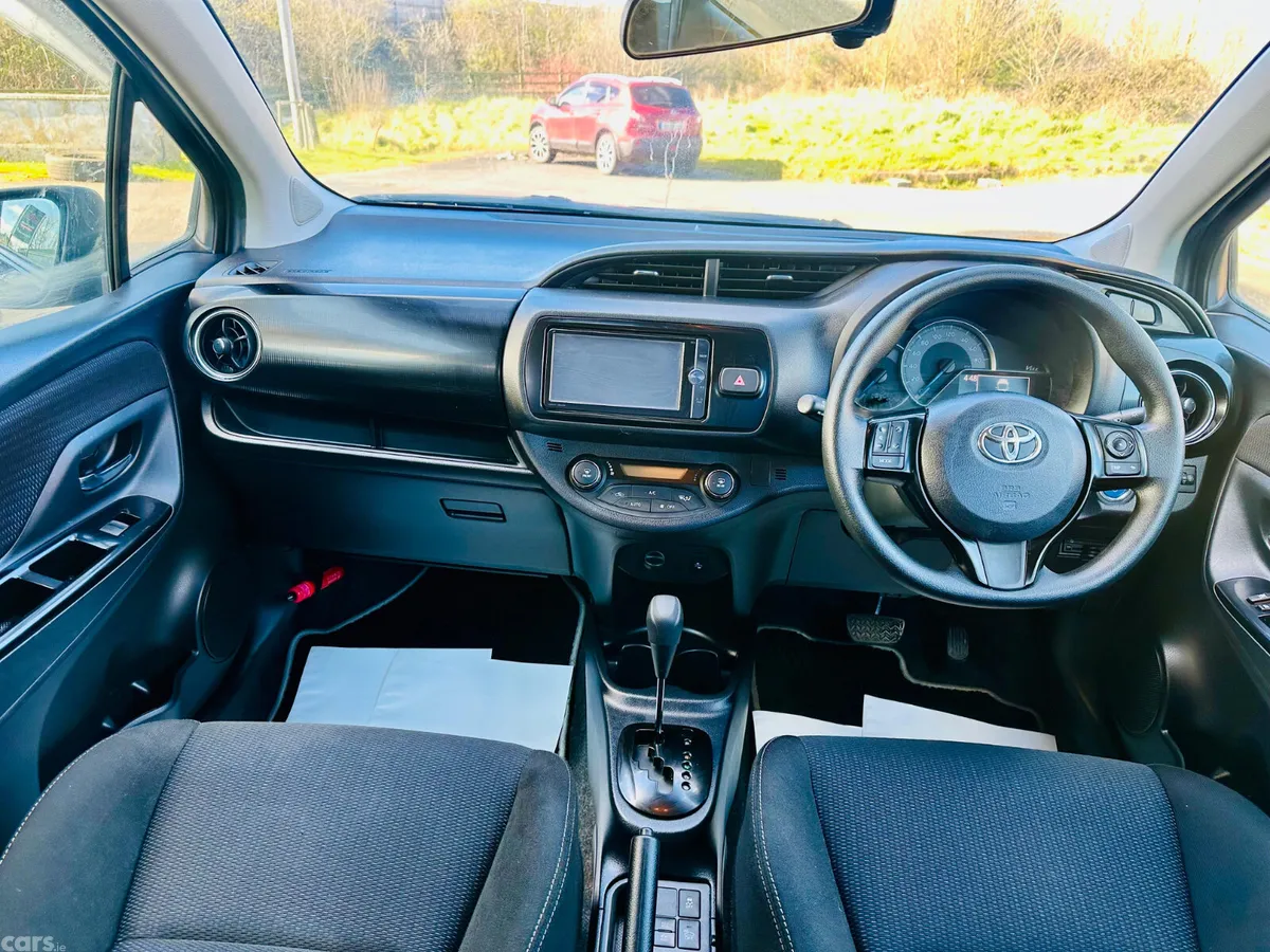 Toyota Vitz Hatchback, Petrol Hybrid, 2018, Blue