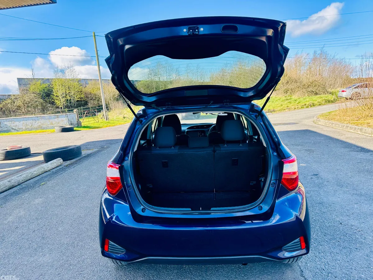Toyota Vitz Hatchback, Petrol Hybrid, 2018, Blue