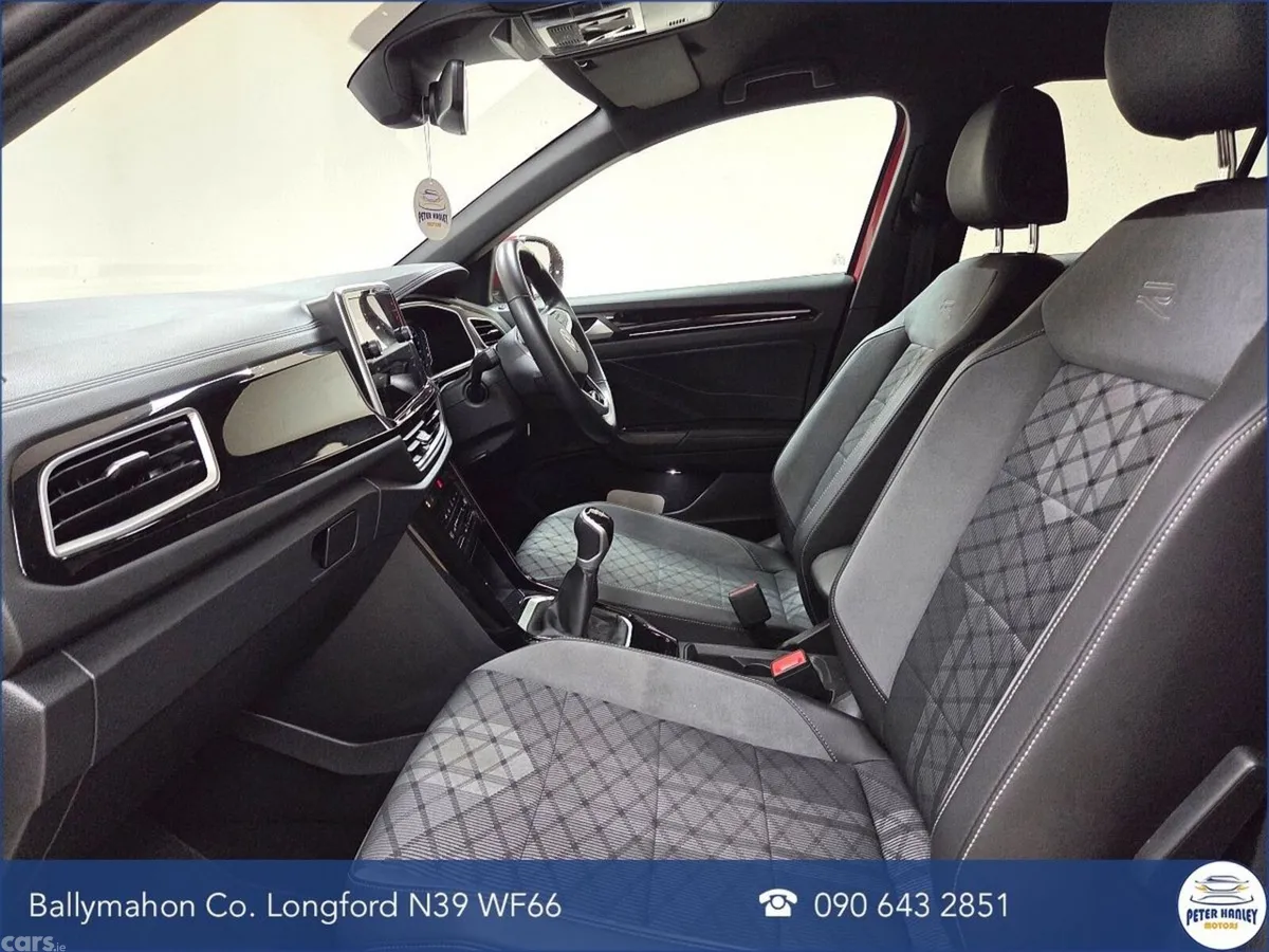 Volkswagen T-Roc SUV, Petrol, 2024, Red