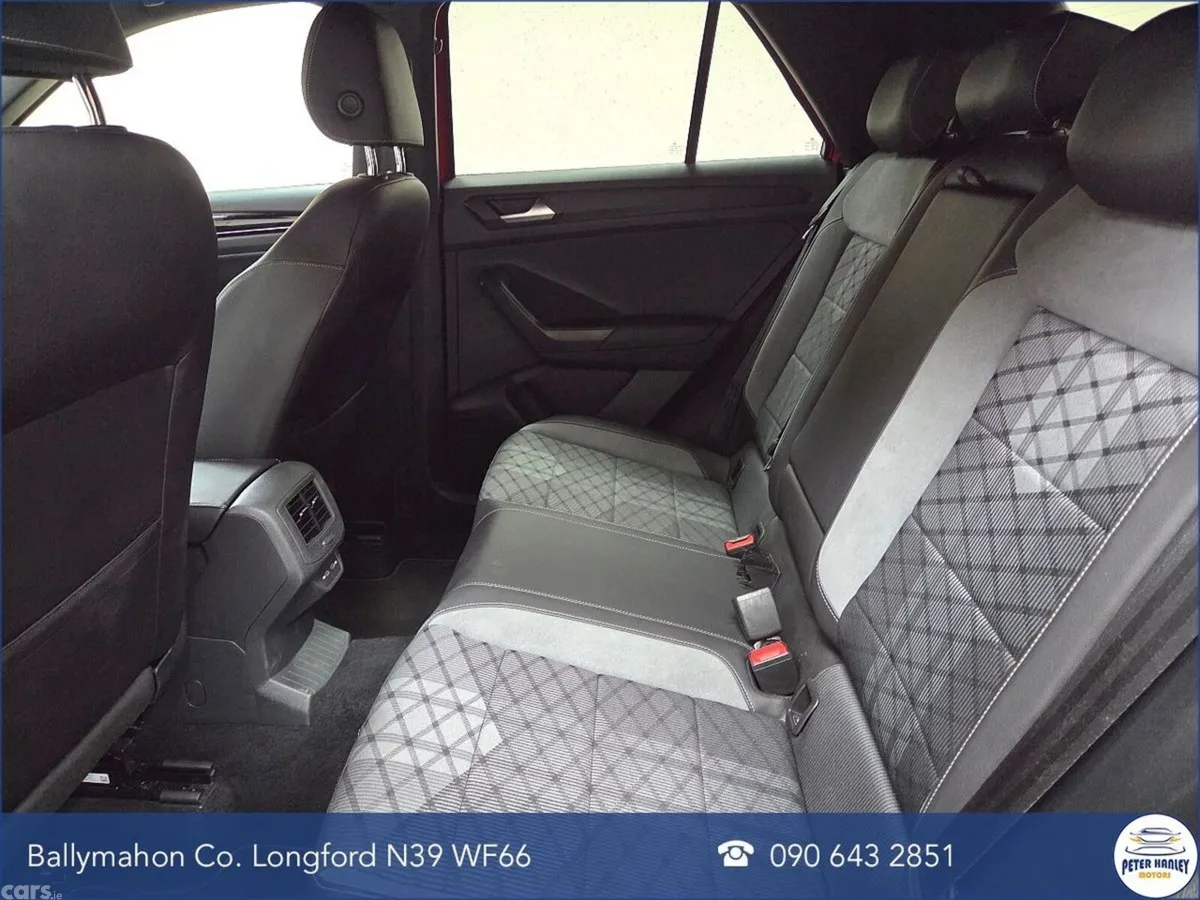 Volkswagen T-Roc SUV, Petrol, 2024, Red