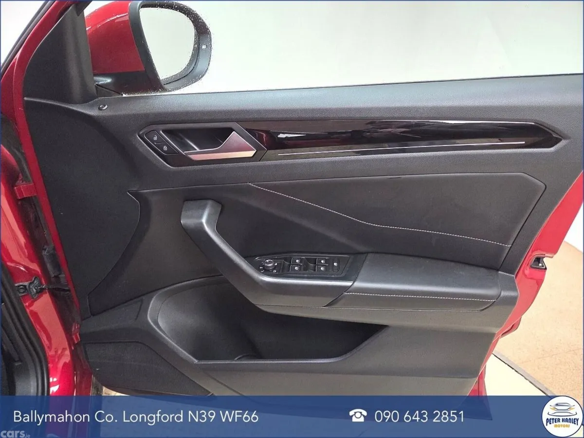 Volkswagen T-Roc SUV, Petrol, 2024, Red