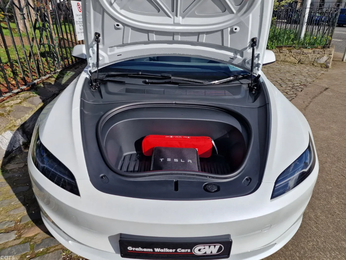 Tesla Model 3 Saloon, Electric, 2024, White