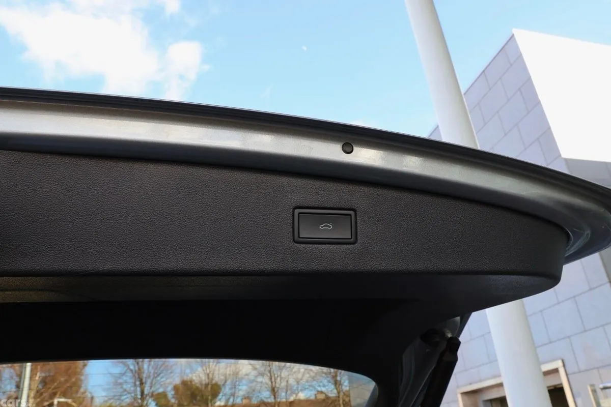 Volkswagen Tiguan SUV, Diesel, 2021, Silver