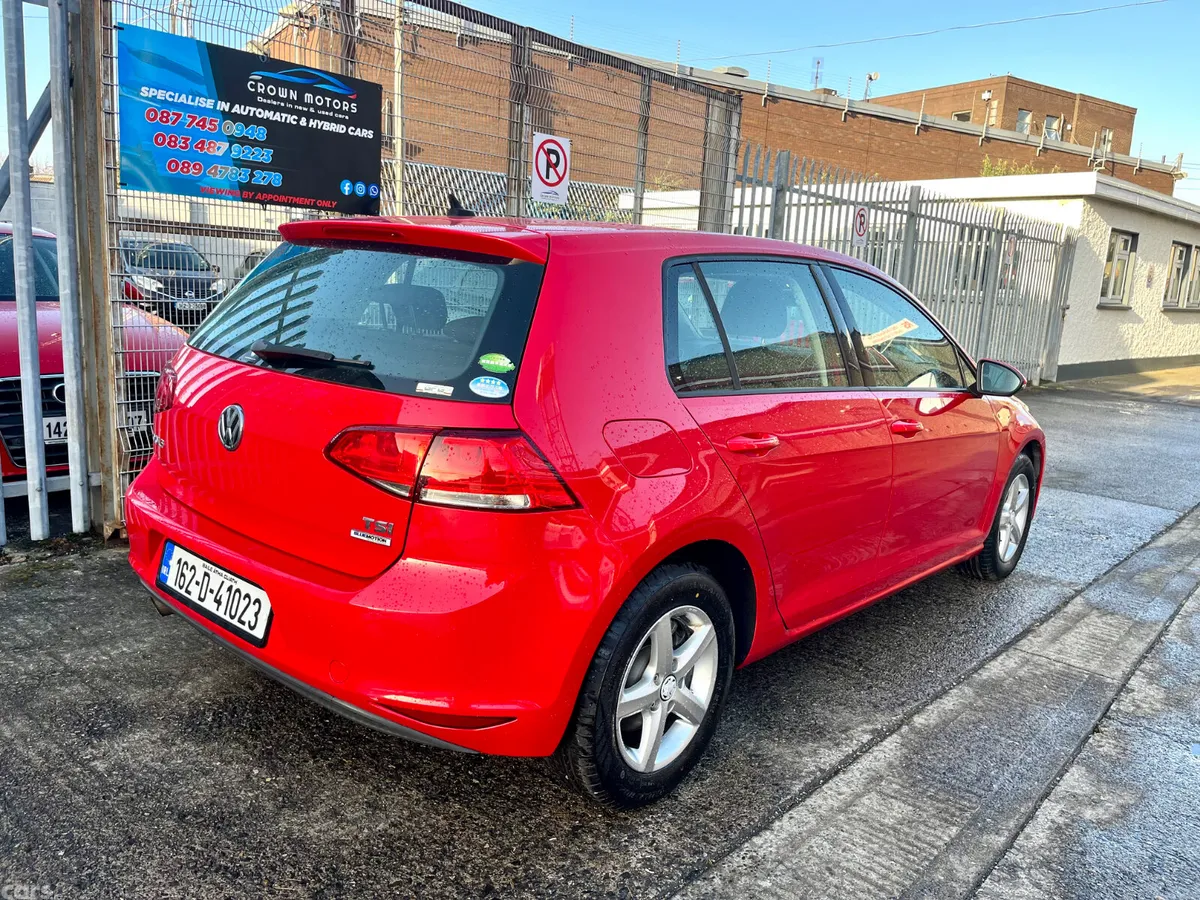 Volkswagen Golf Hatchback, Petrol, 2016, Red