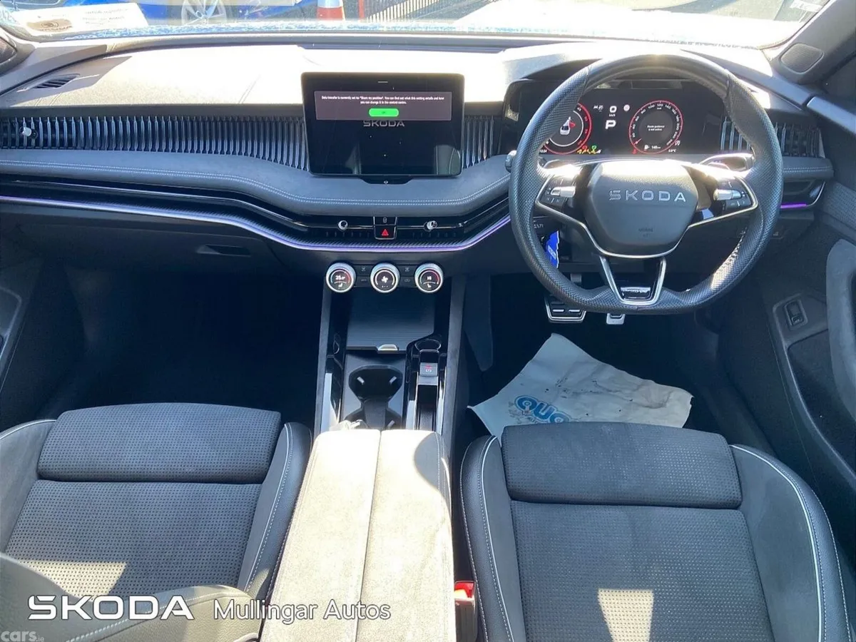 Skoda Superb Saloon, Diesel, 2025, Blue