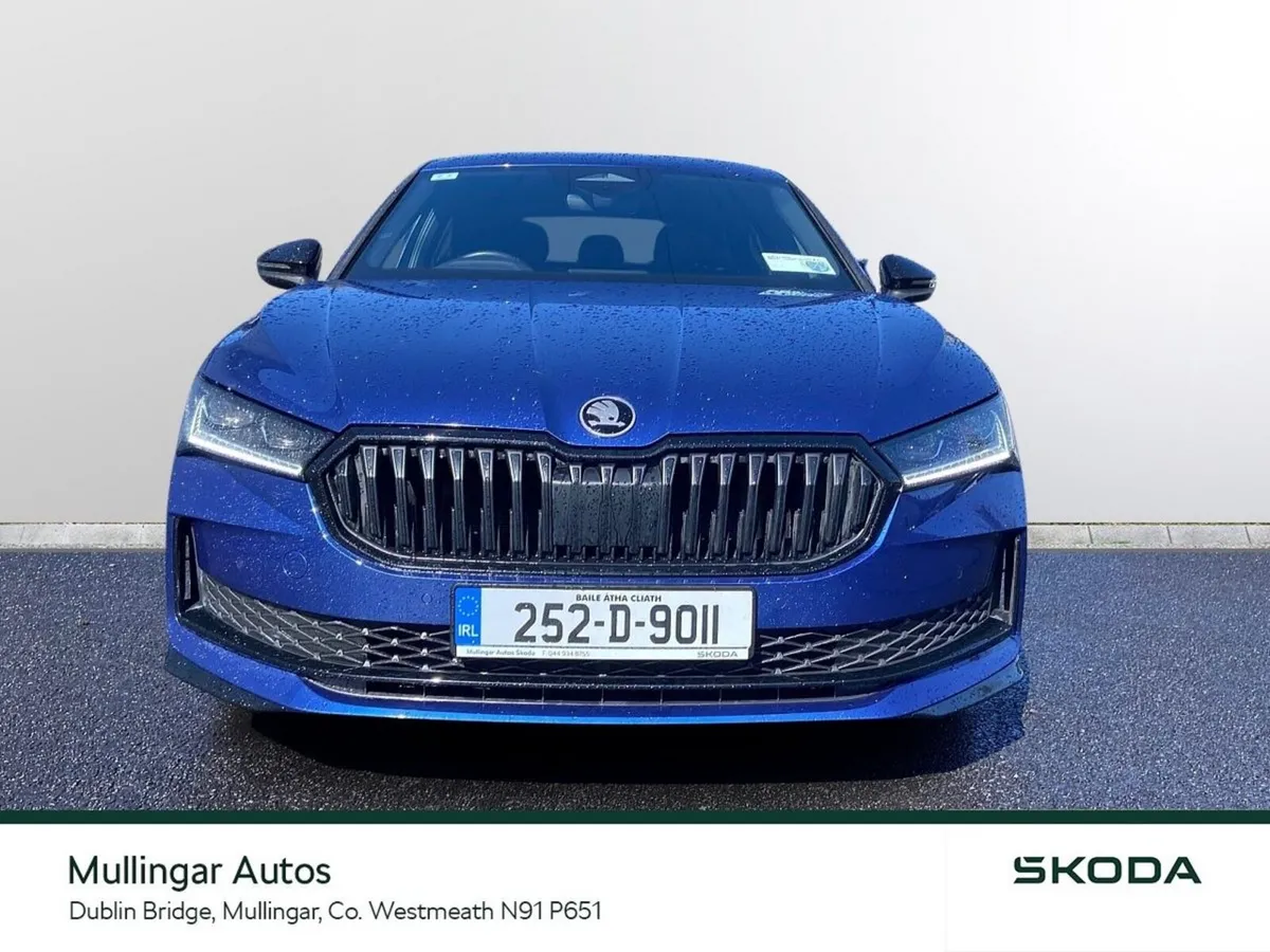 Skoda Superb Saloon, Diesel, 2025, Blue