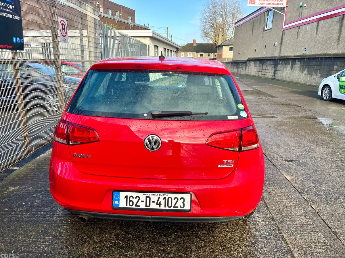 Volkswagen Golf Hatchback, Petrol, 2016, Red