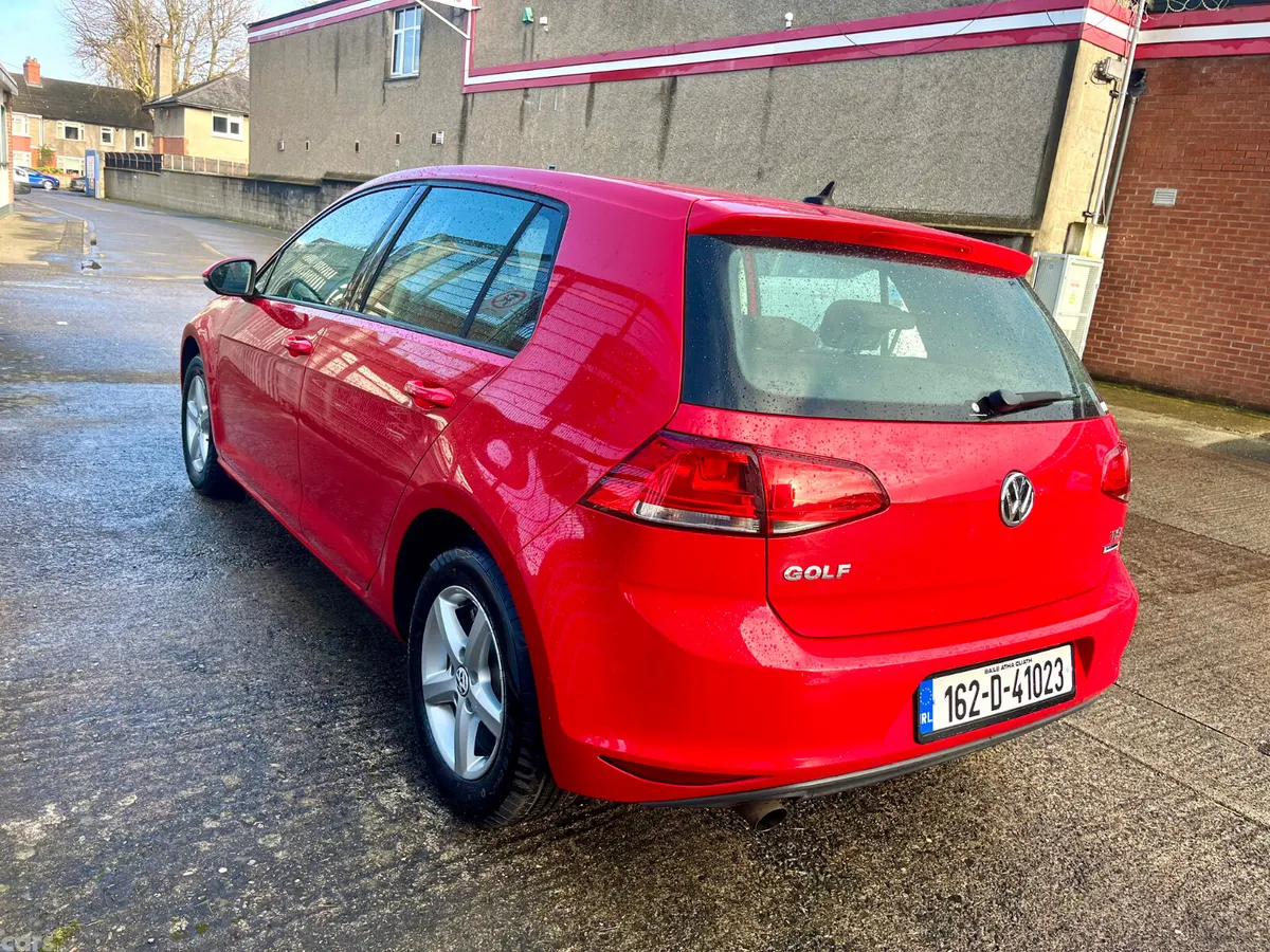 Volkswagen Golf Hatchback, Petrol, 2016, Red