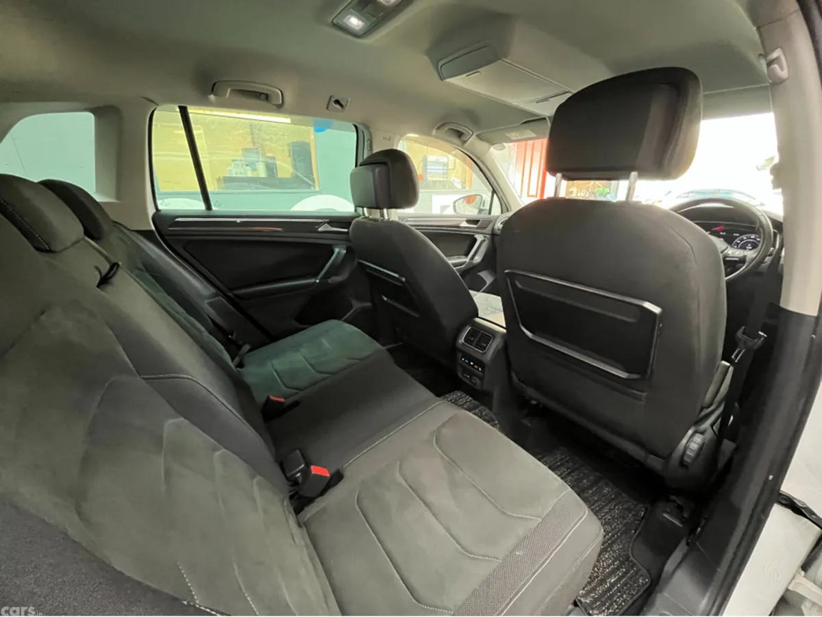 Volkswagen Tiguan SUV, Petrol, 2017, White