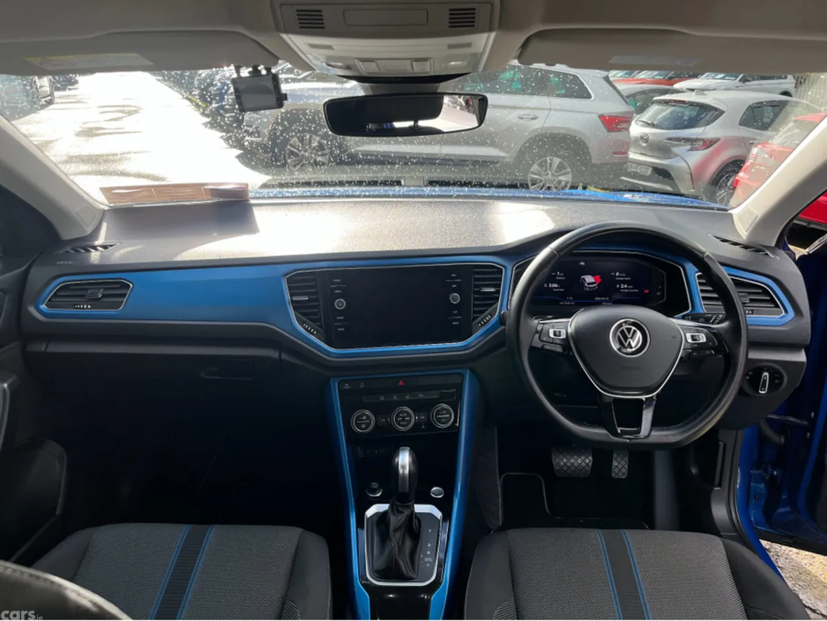 Volkswagen T-Roc SUV, Diesel, 2021, Blue