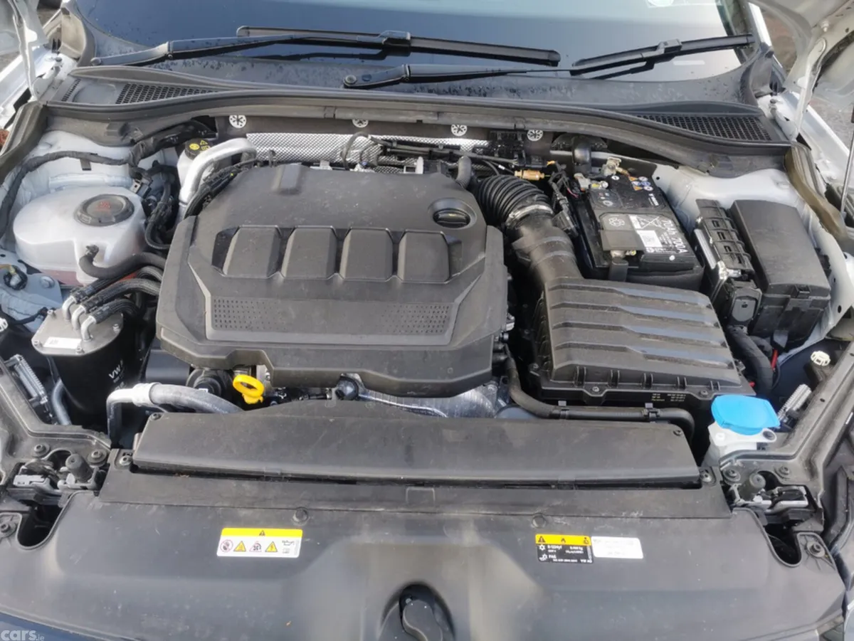 Skoda Superb Hatchback, Diesel, 2024, Grey