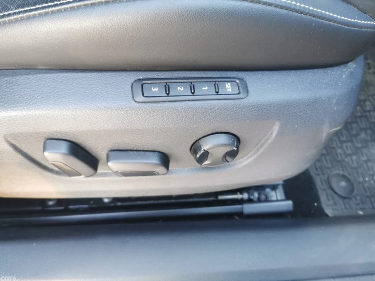 Skoda Superb Hatchback, Diesel, 2024, Grey