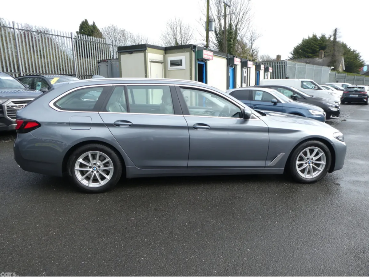 BMW 5-Series Estate, Diesel, 2022, Grey