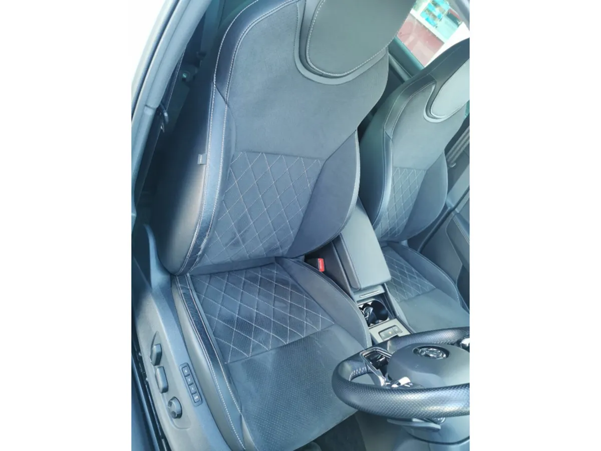 Skoda Superb Hatchback, Diesel, 2024, Grey