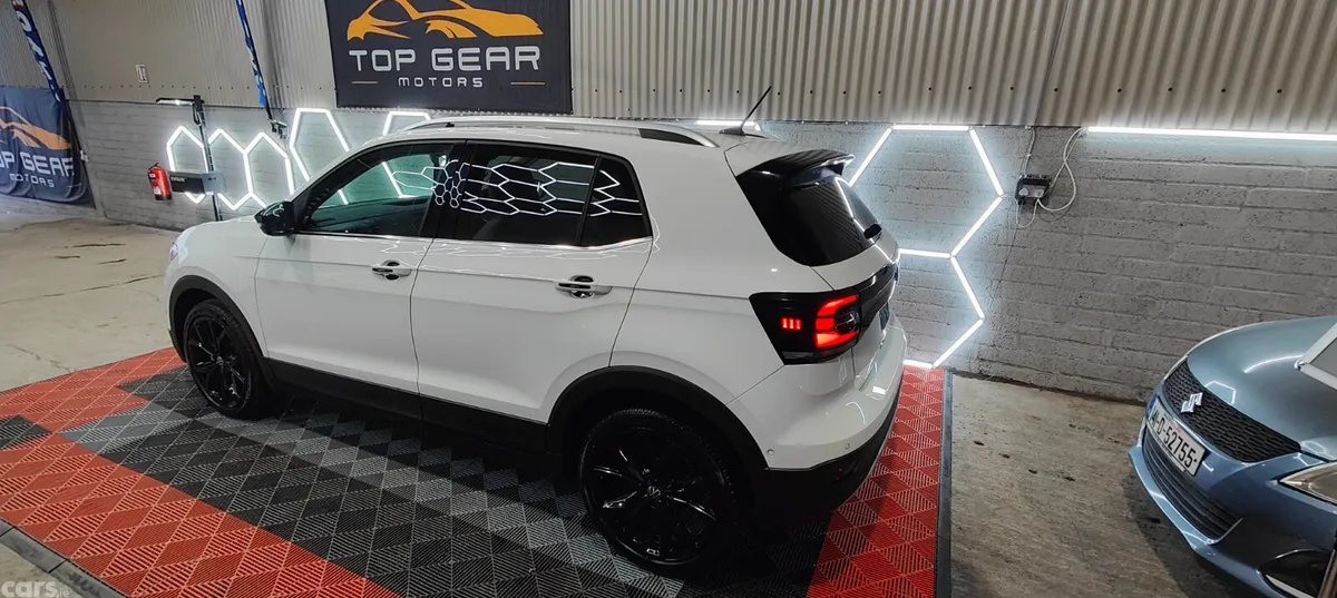 Volkswagen T-Cross SUV, Petrol, 2020, White