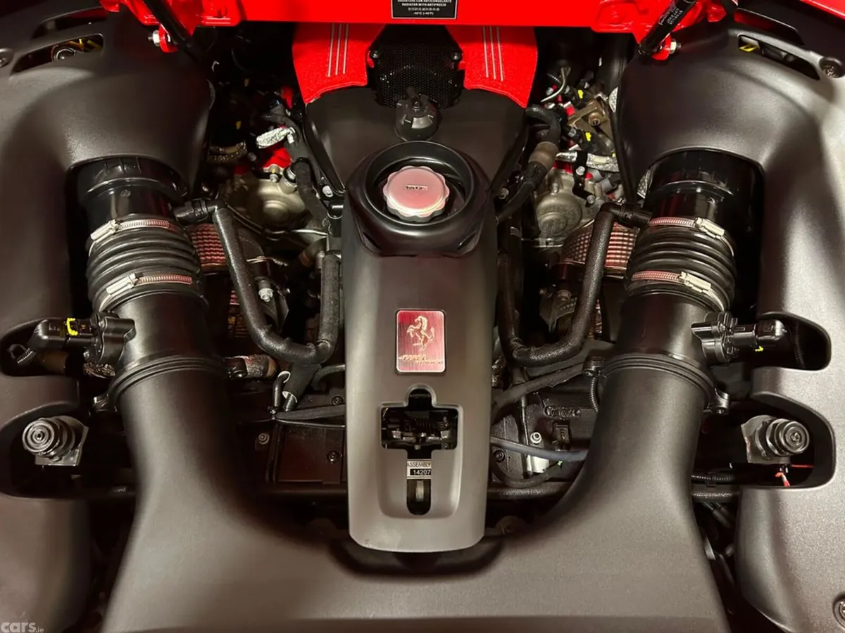 Ferrari 488 Convertible, Petrol, 2017, Red