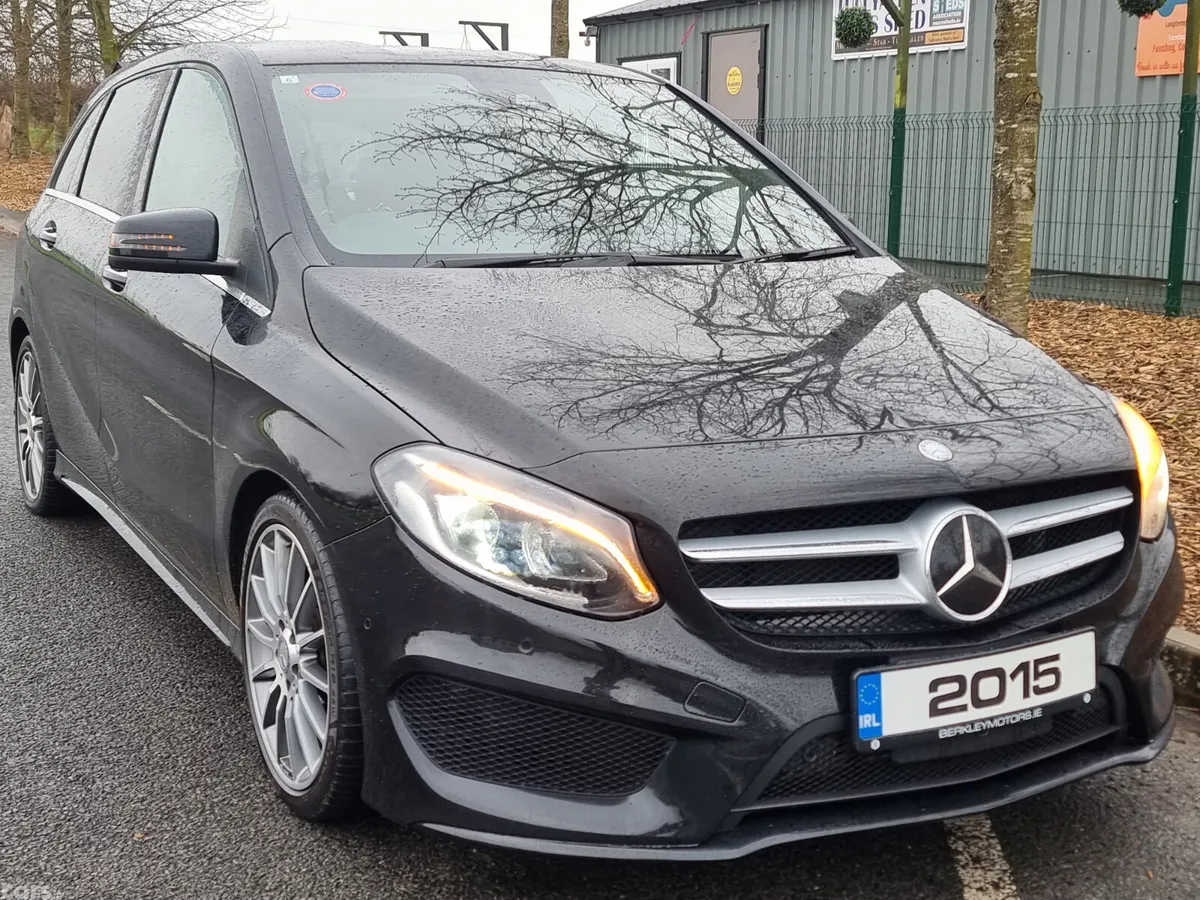 Mercedes-Benz B-Class MPV, Petrol, 2015, Black