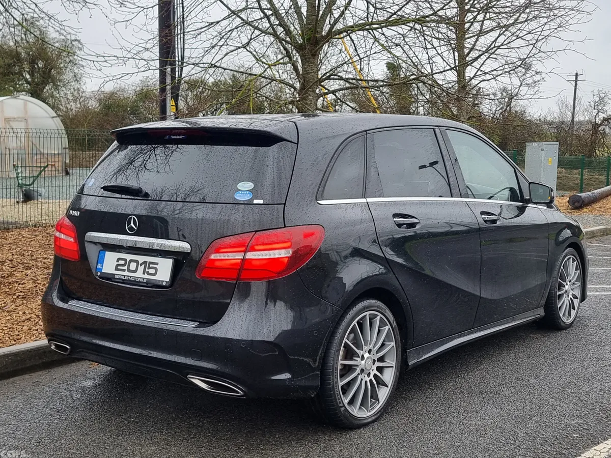 Mercedes-Benz B-Class MPV, Petrol, 2015, Black