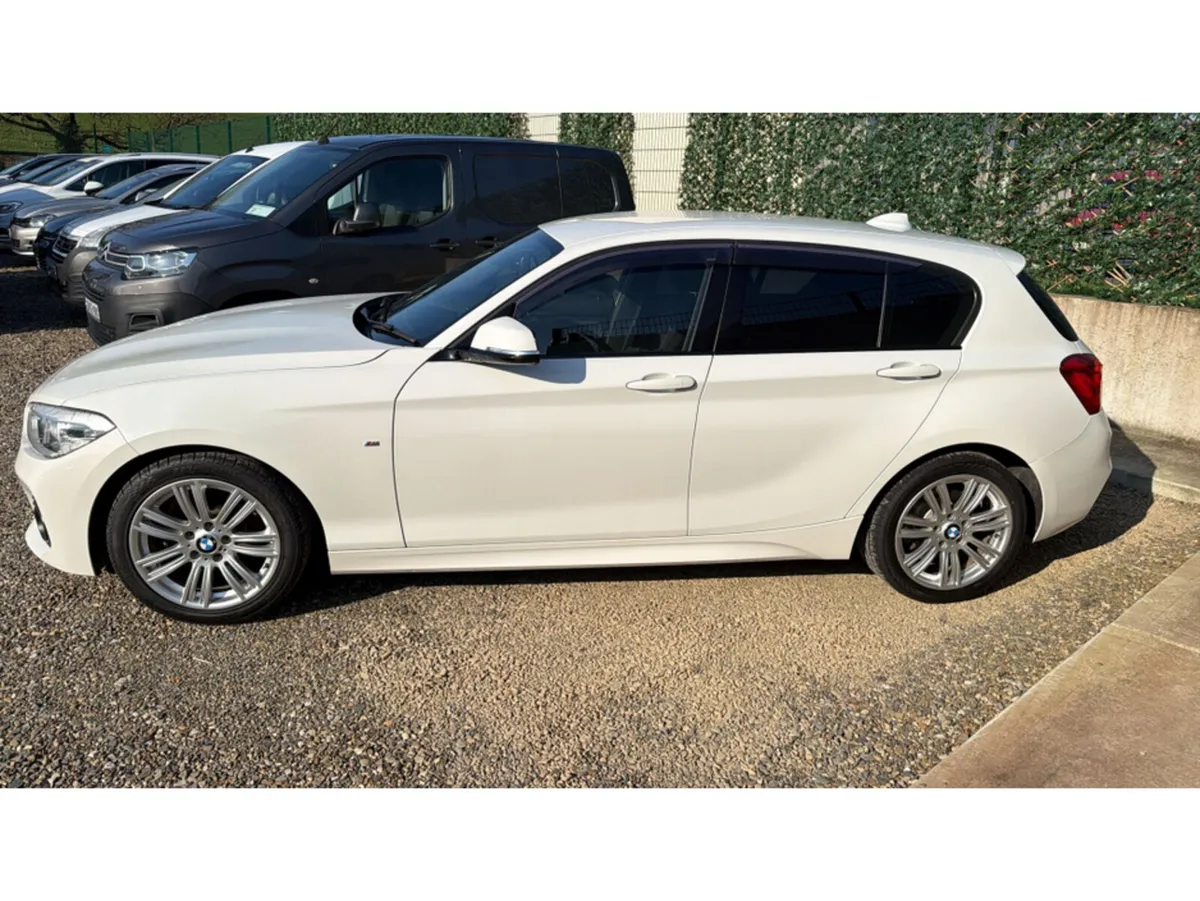 BMW 1-Series Hatchback, Diesel, 2017, White