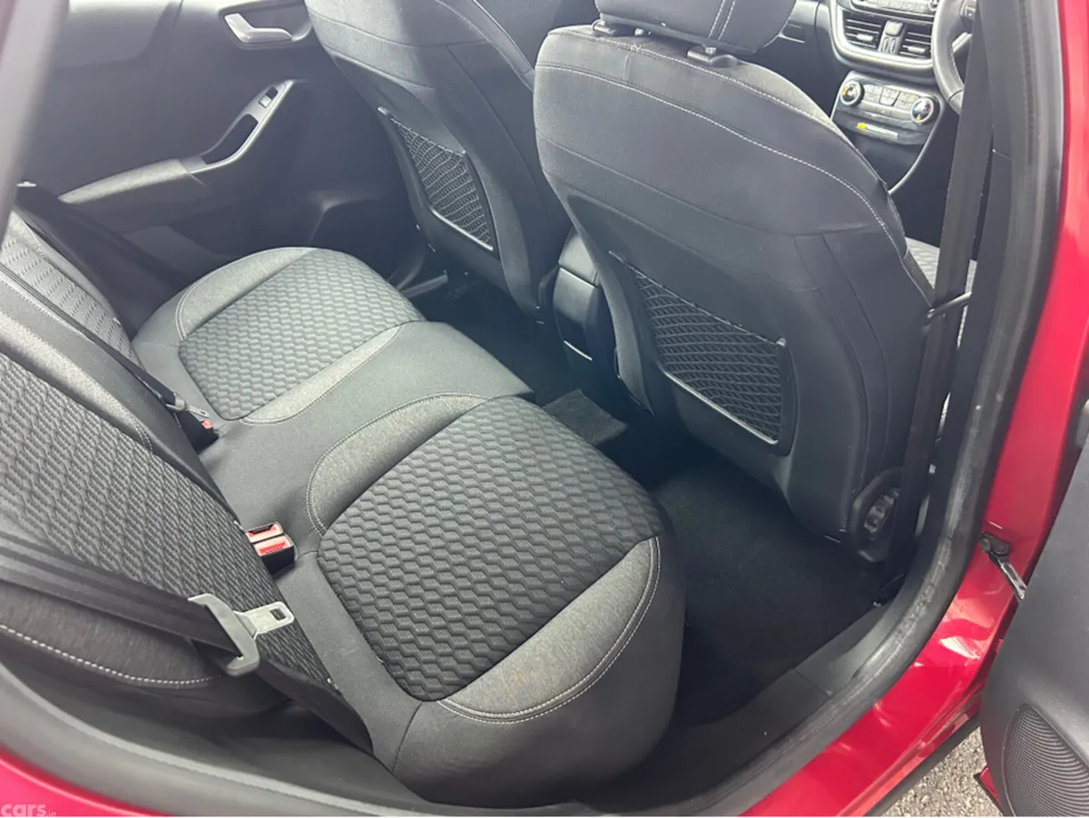 Ford Puma MPV, Petrol Hybrid, 2021, Red