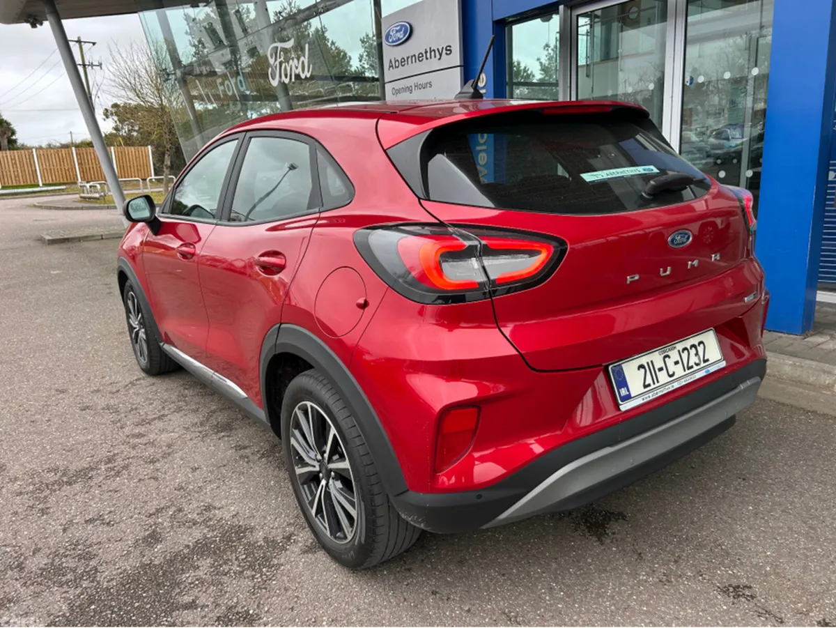 Ford Puma MPV, Petrol Hybrid, 2021, Red