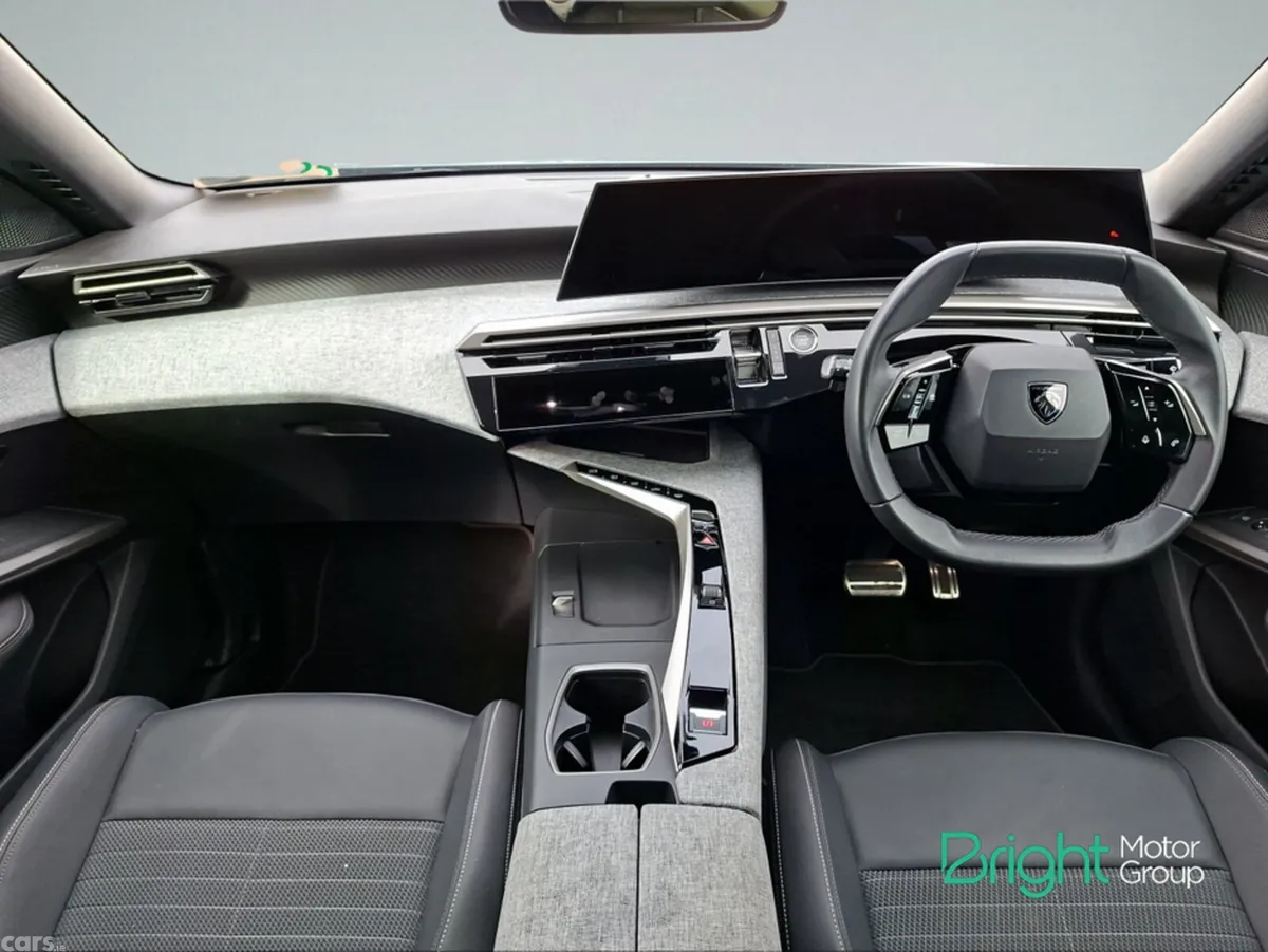 Peugeot 3008 MPV, Petrol Hybrid, 2025, Blue