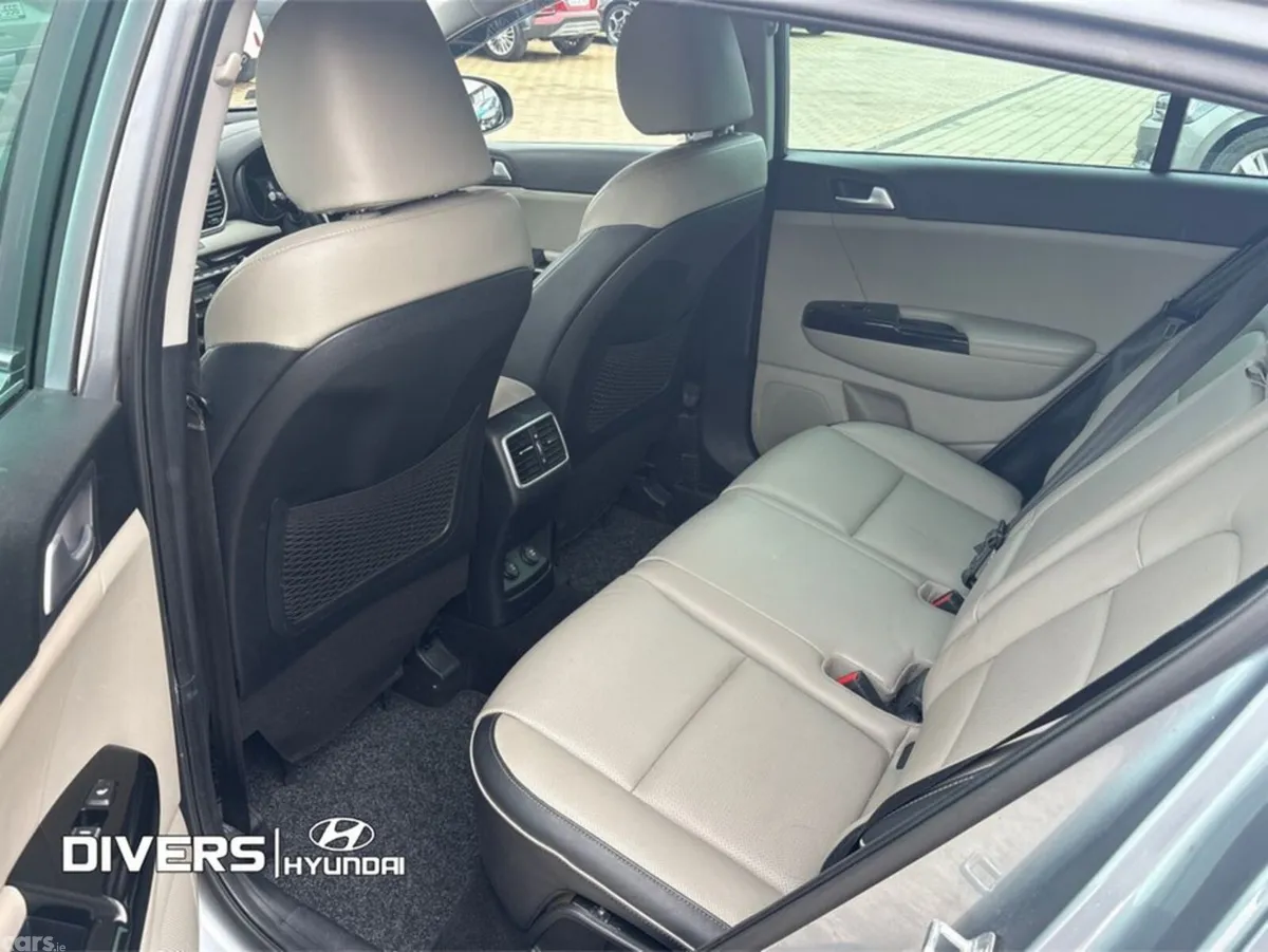 Kia Sportage MPV, Diesel Hybrid, 2021, Grey