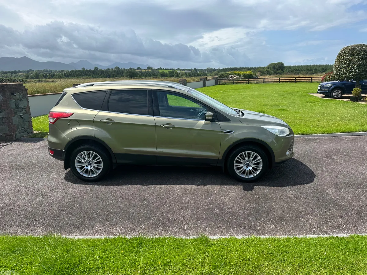 Ford Kuga SUV, Diesel, 2013, Gold