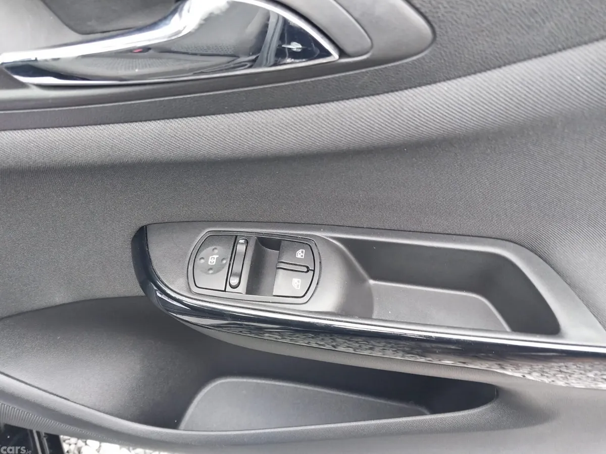 Opel Corsa Hatchback, Petrol, 2019, Black