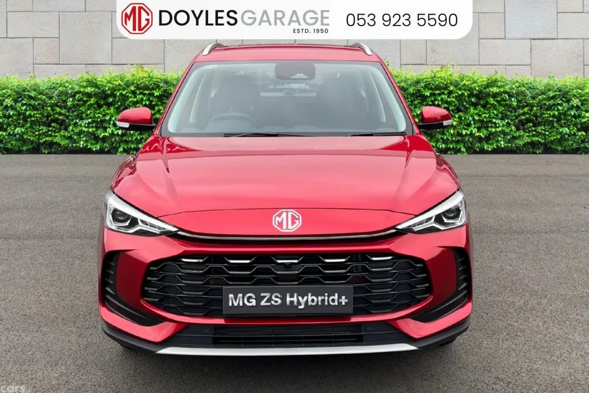 MG ZS SUV, Petrol Hybrid, 2027, Red