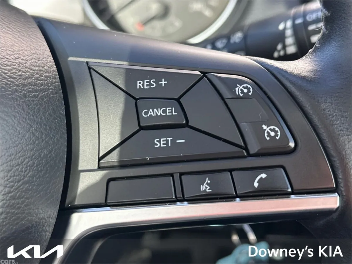 Nissan Qashqai SUV, Petrol, 2021, Silver