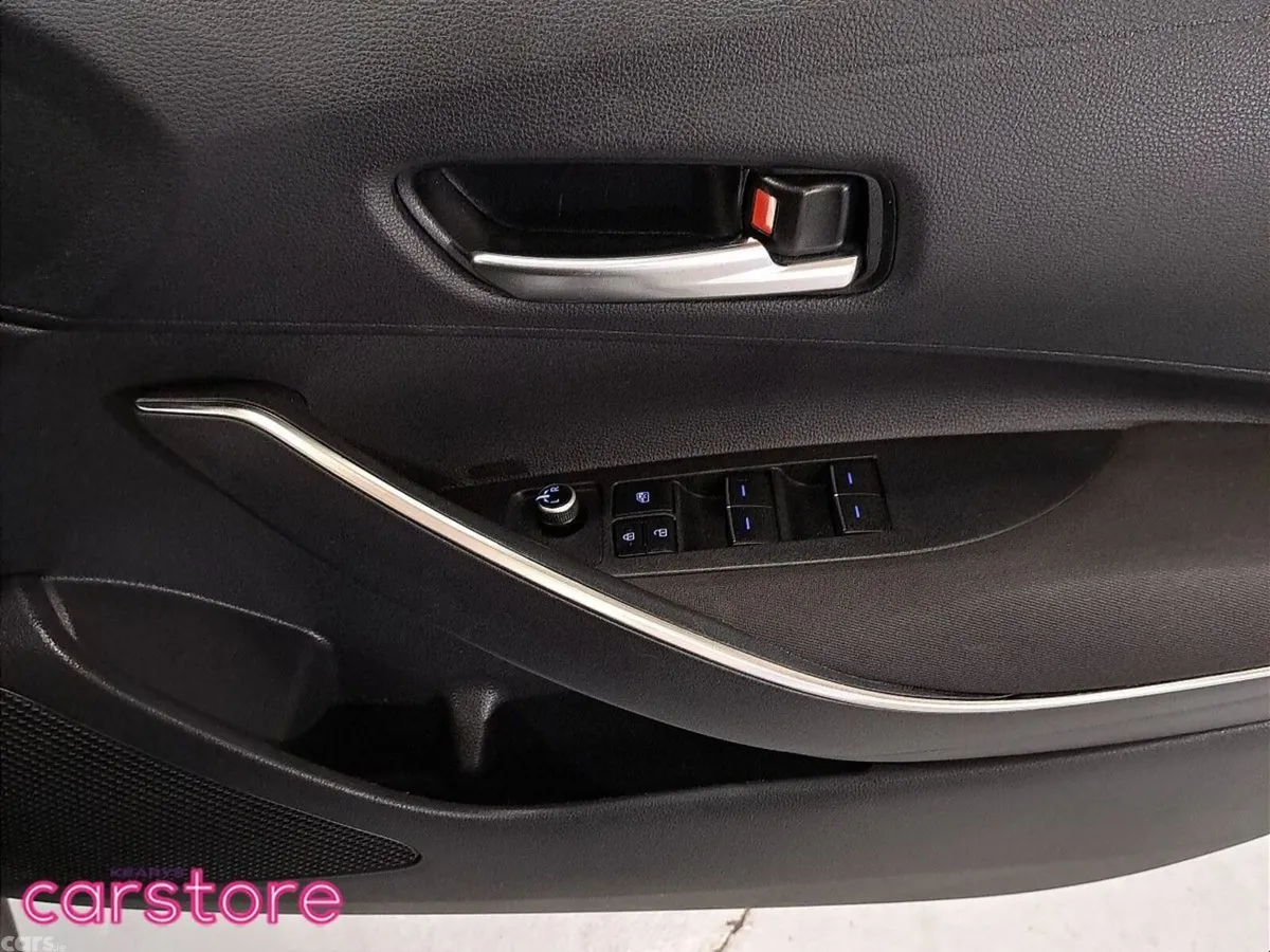 Toyota Corolla Hatchback, Petrol Hybrid, 2022, Black