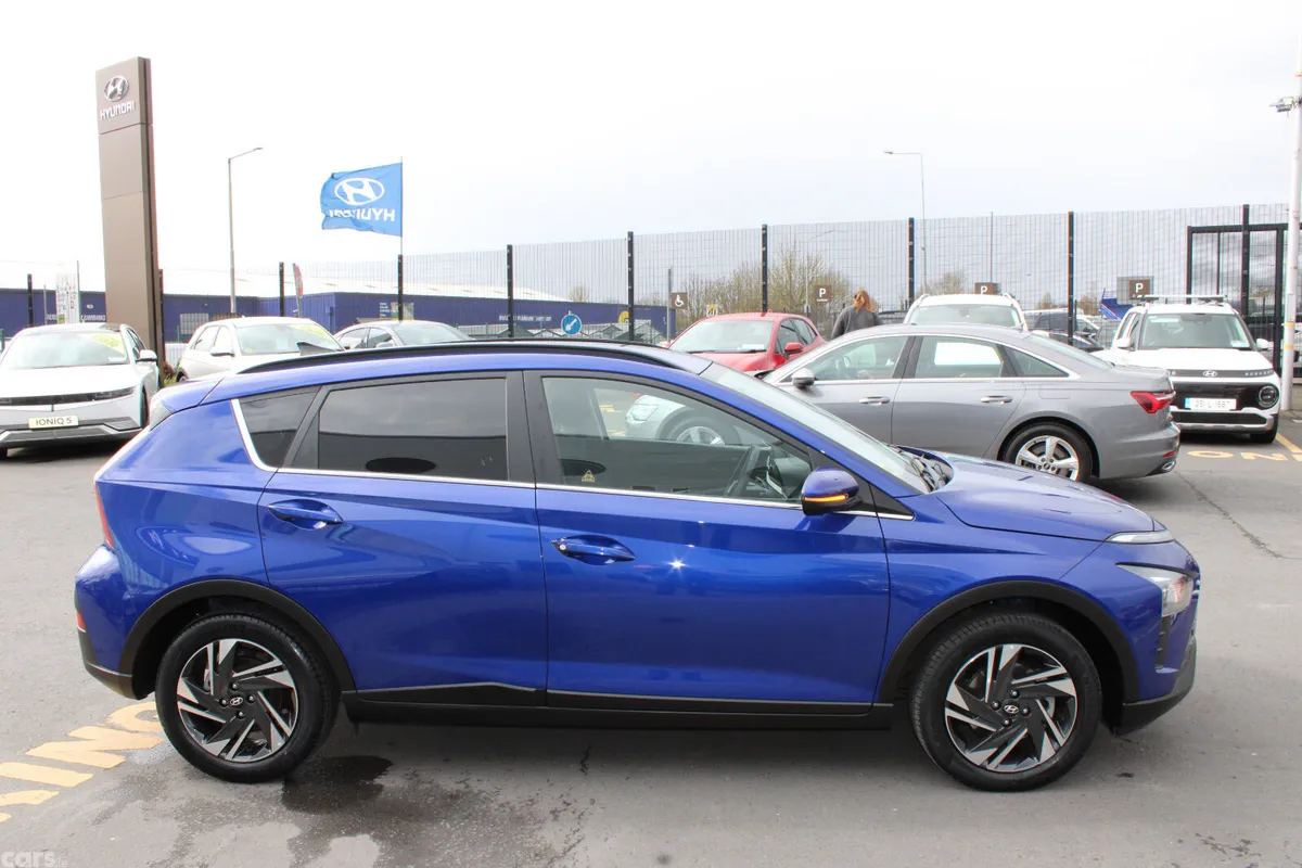 Hyundai Bayon Estate/Jeep, Petrol, 2023, Blue