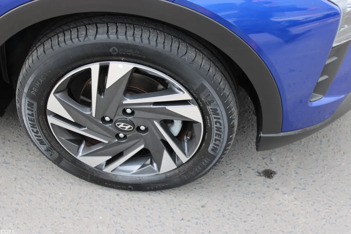 Hyundai Bayon Estate/Jeep, Petrol, 2023, Blue