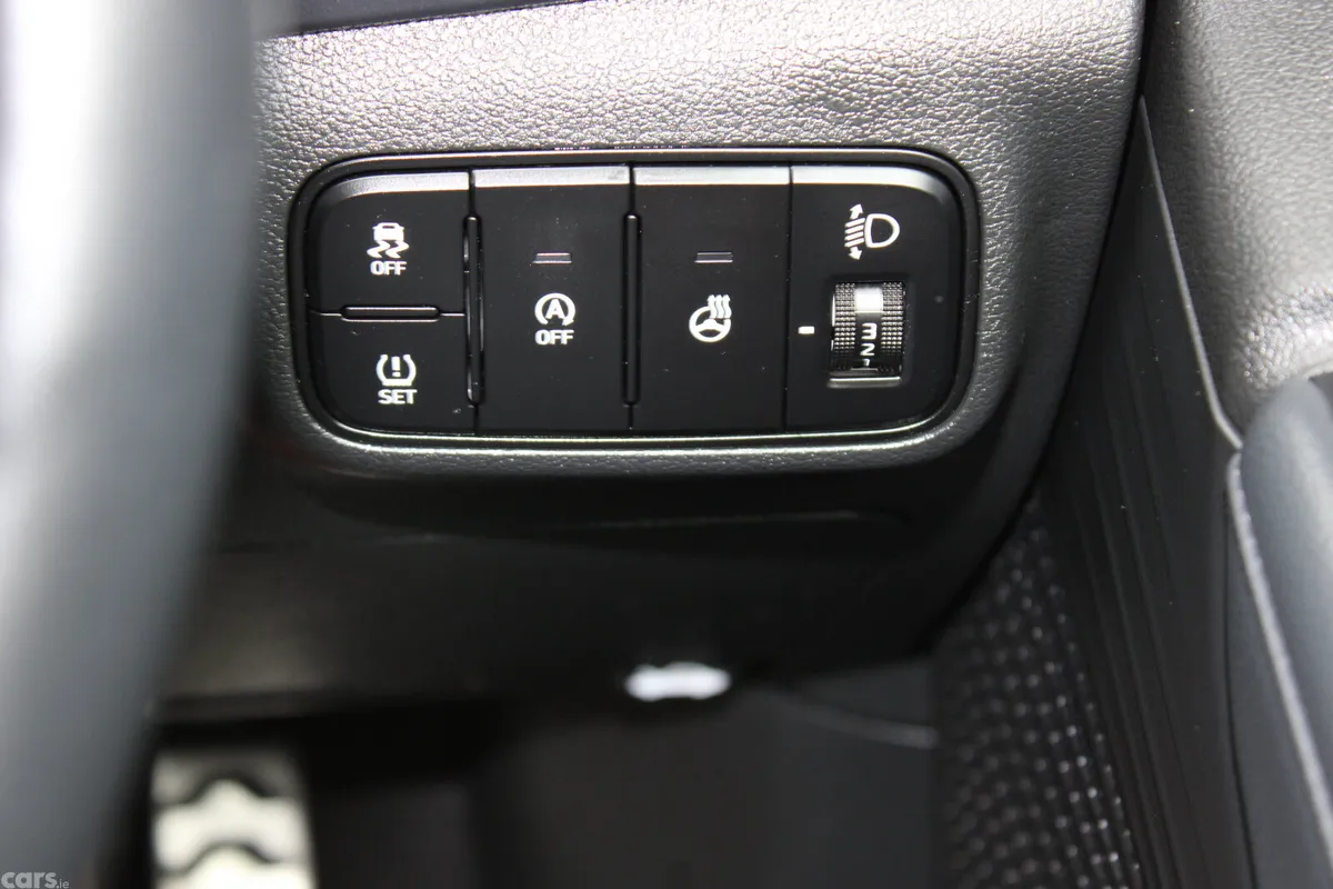 Hyundai Bayon Estate/Jeep, Petrol, 2023, Blue