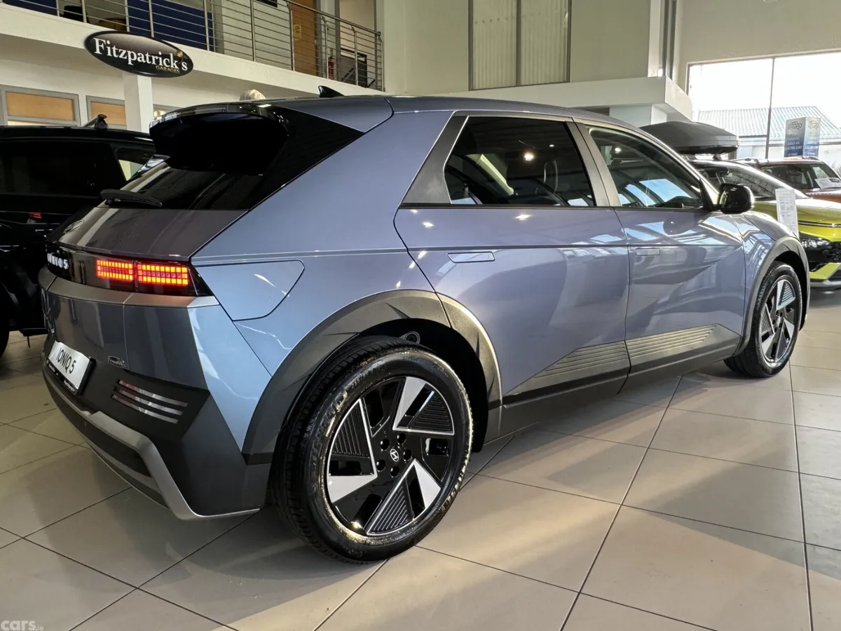 Hyundai IONIQ 5 Hatchback, Electric, 2027, Blue