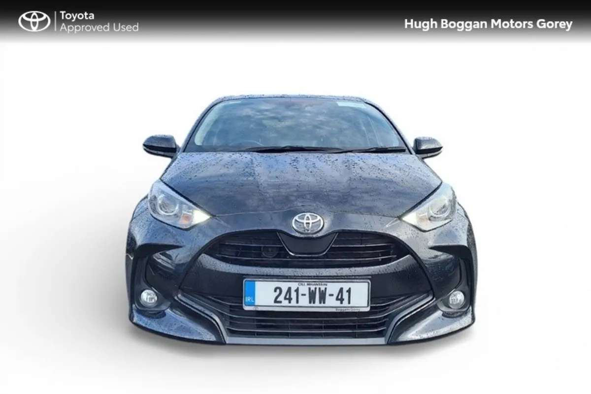 Toyota Yaris Hatchback, Petrol, 2024, Black