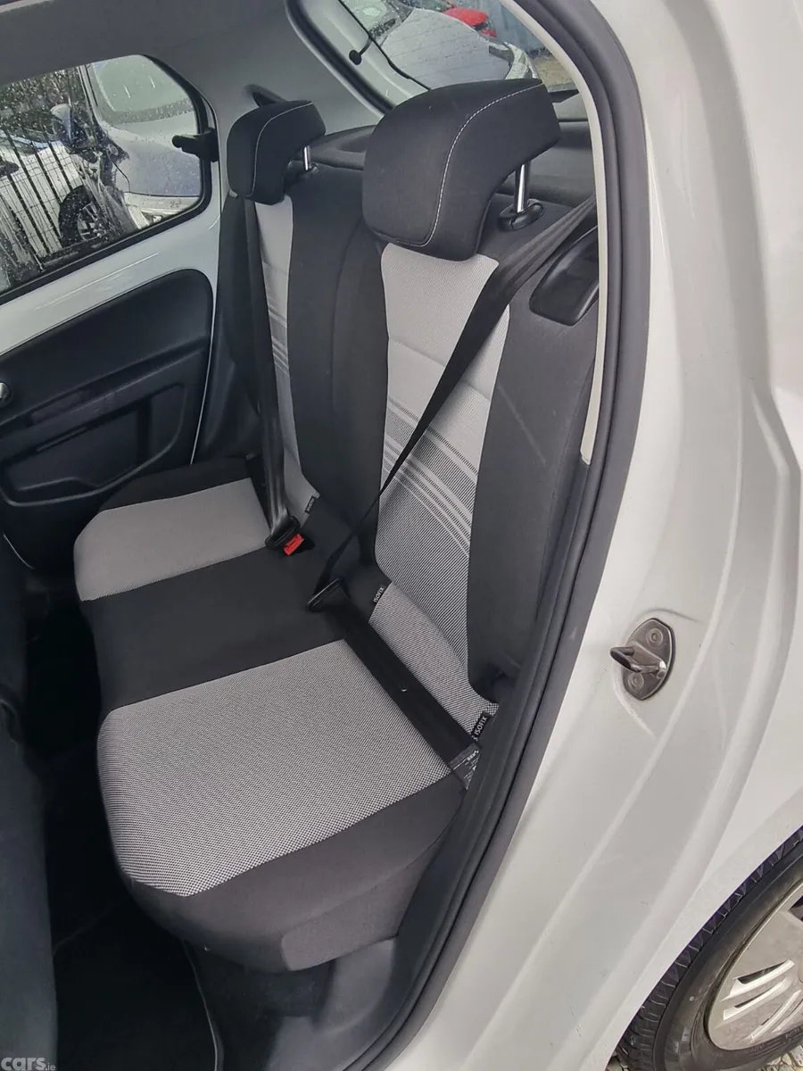 Volkswagen up! Hatchback, Petrol, 2013, White