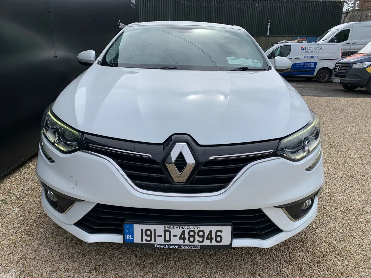 Renault Megane Saloon, Petrol, 2019, White