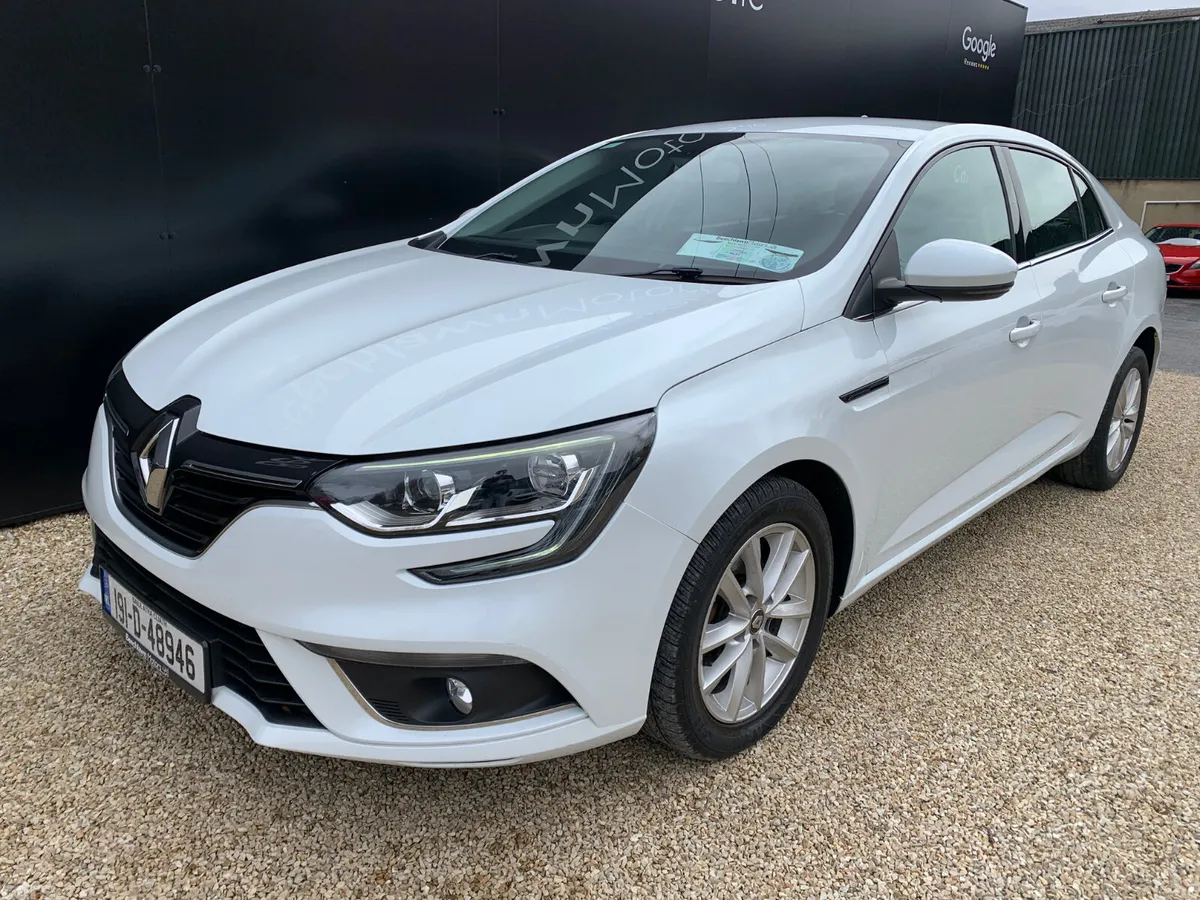 Renault Megane Saloon, Petrol, 2019, White