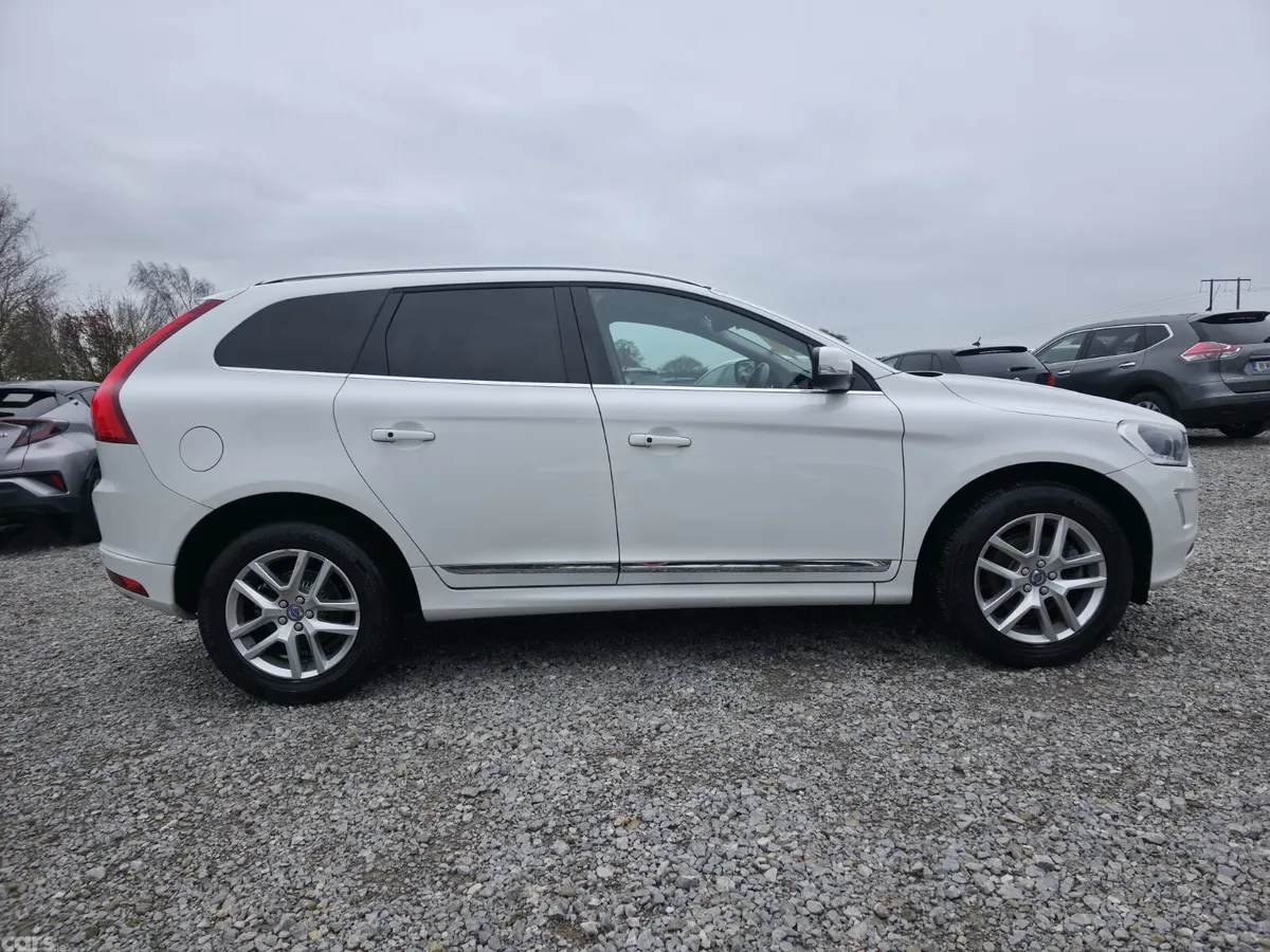 Volvo XC60 SUV, Diesel, 2017, White