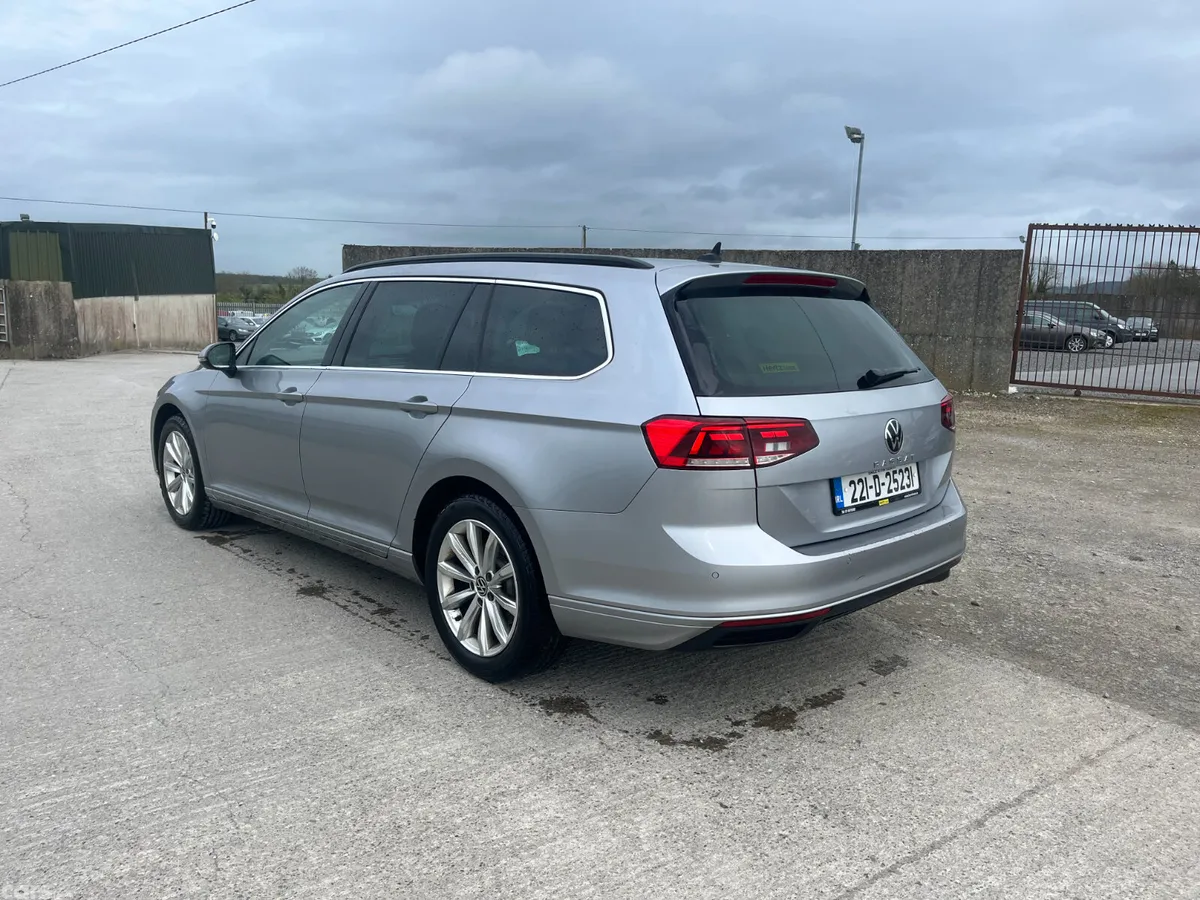 Volkswagen Passat Estate, Diesel, 2022, Grey