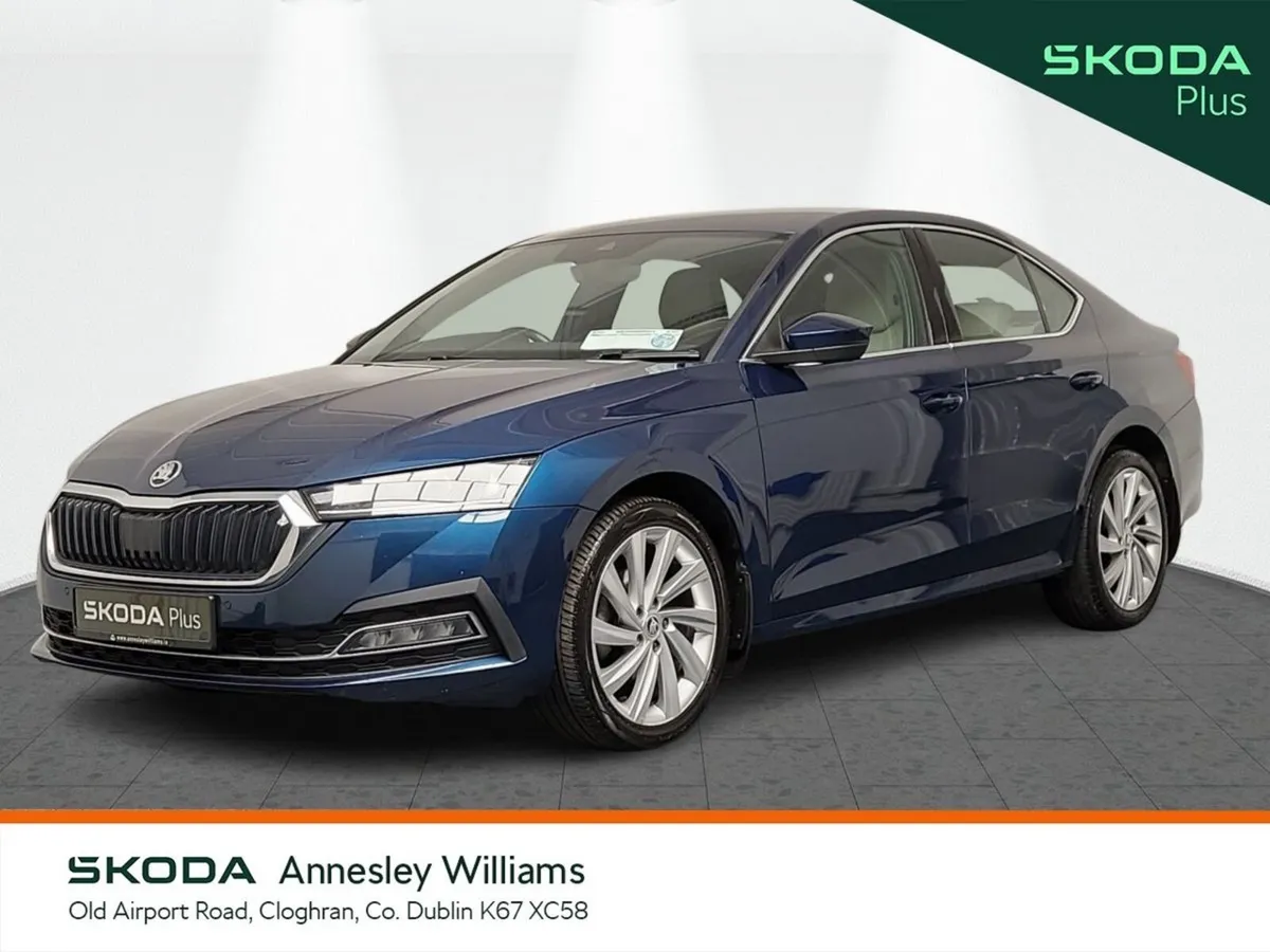 Skoda Octavia Saloon, Petrol, 2023, Blue