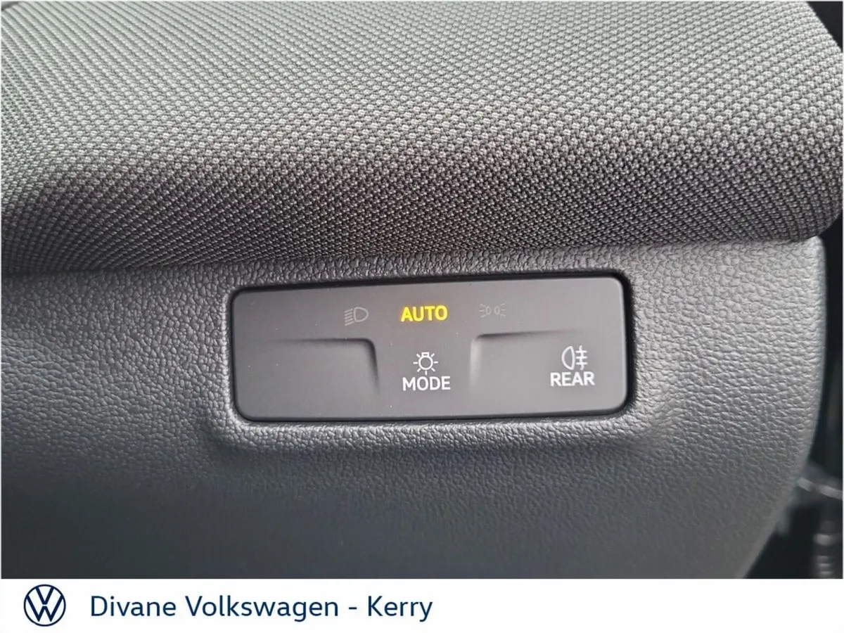 Volkswagen T-Roc SUV, Petrol Hybrid, 2027, Black