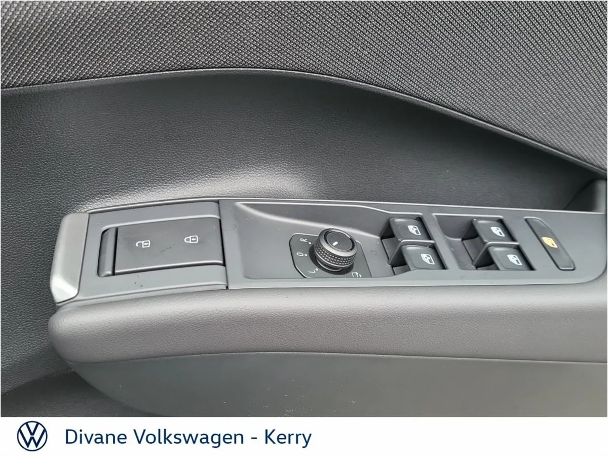 Volkswagen T-Roc SUV, Petrol Hybrid, 2027, Black