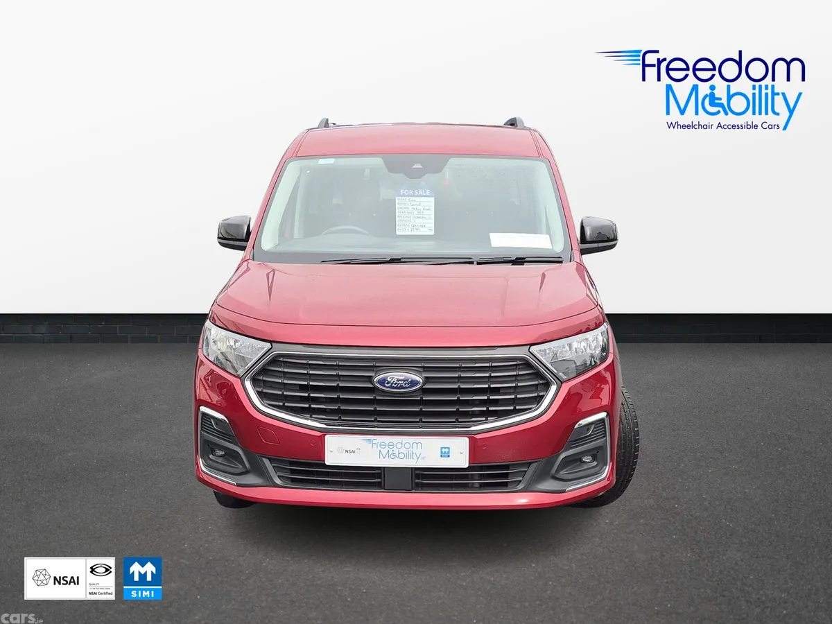 Ford Tourneo Connect MPV, Diesel, 2023, Red