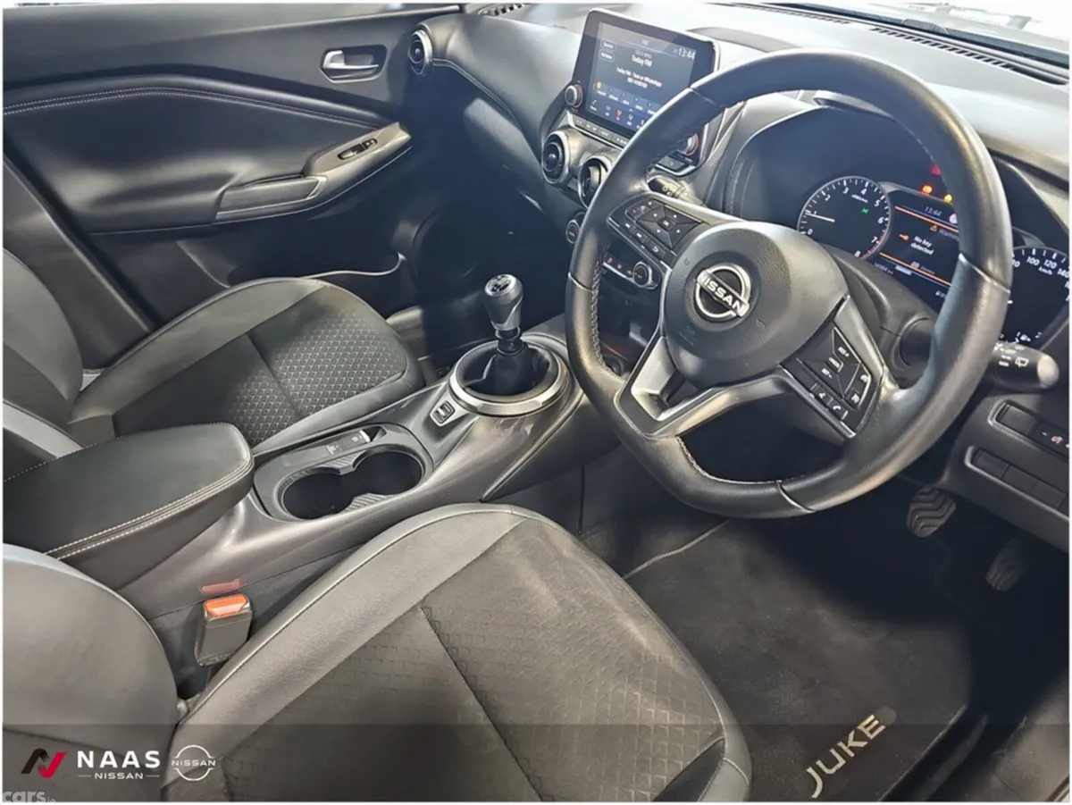 Nissan Juke MPV, Petrol, 2025, Grey