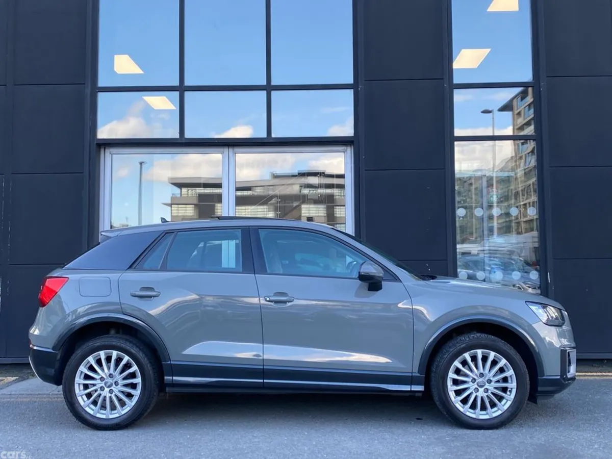 Audi Q2 Estate, Diesel, 2020, Grey