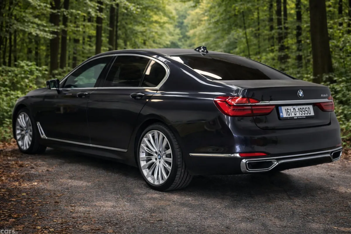 BMW 7-Series Saloon, Diesel, 2016, Grey